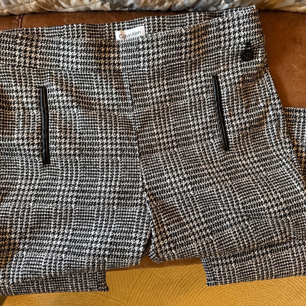 Calvin Klein Black and White Houndstooth Straight Leg Pants